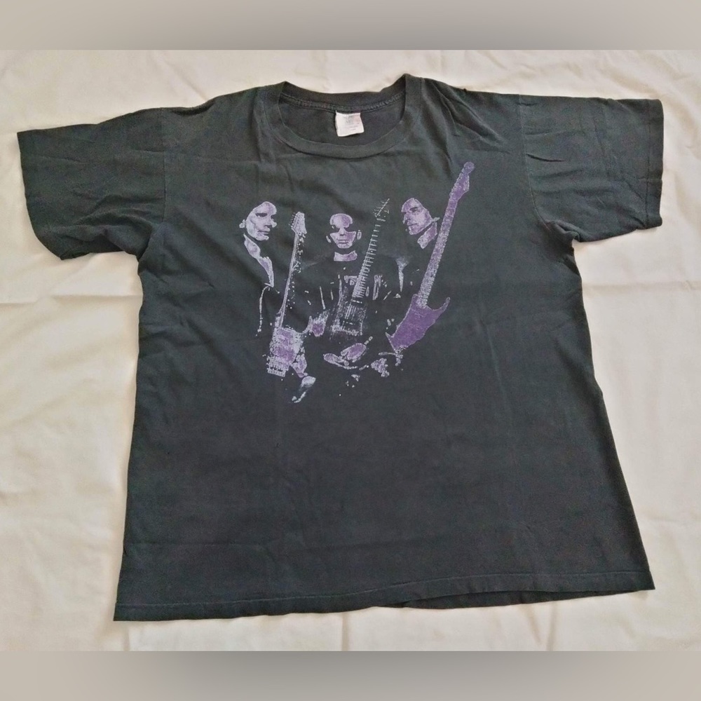 G3  Joe Satriani Eric Johnson Steve Vai Large